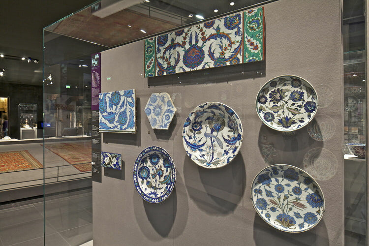 Louvre Museum Damascus Patterned Iznik Tile Plate Replica